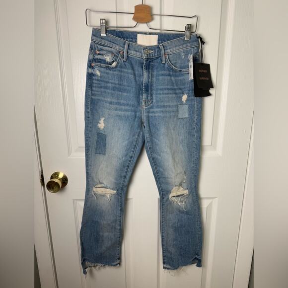 Mother The Insider Crop Step Fray Jeans in We Are Castaways 26 - Picture 2 of 11